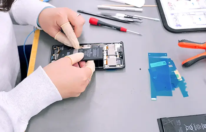 新品の純正バッテリーに交換済み